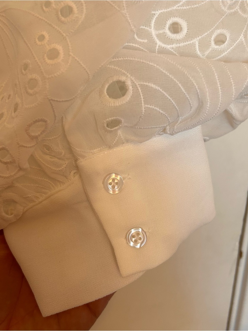 Gracia White Eyelet Collared Puff Sleeve Top - Picture 6 of 6